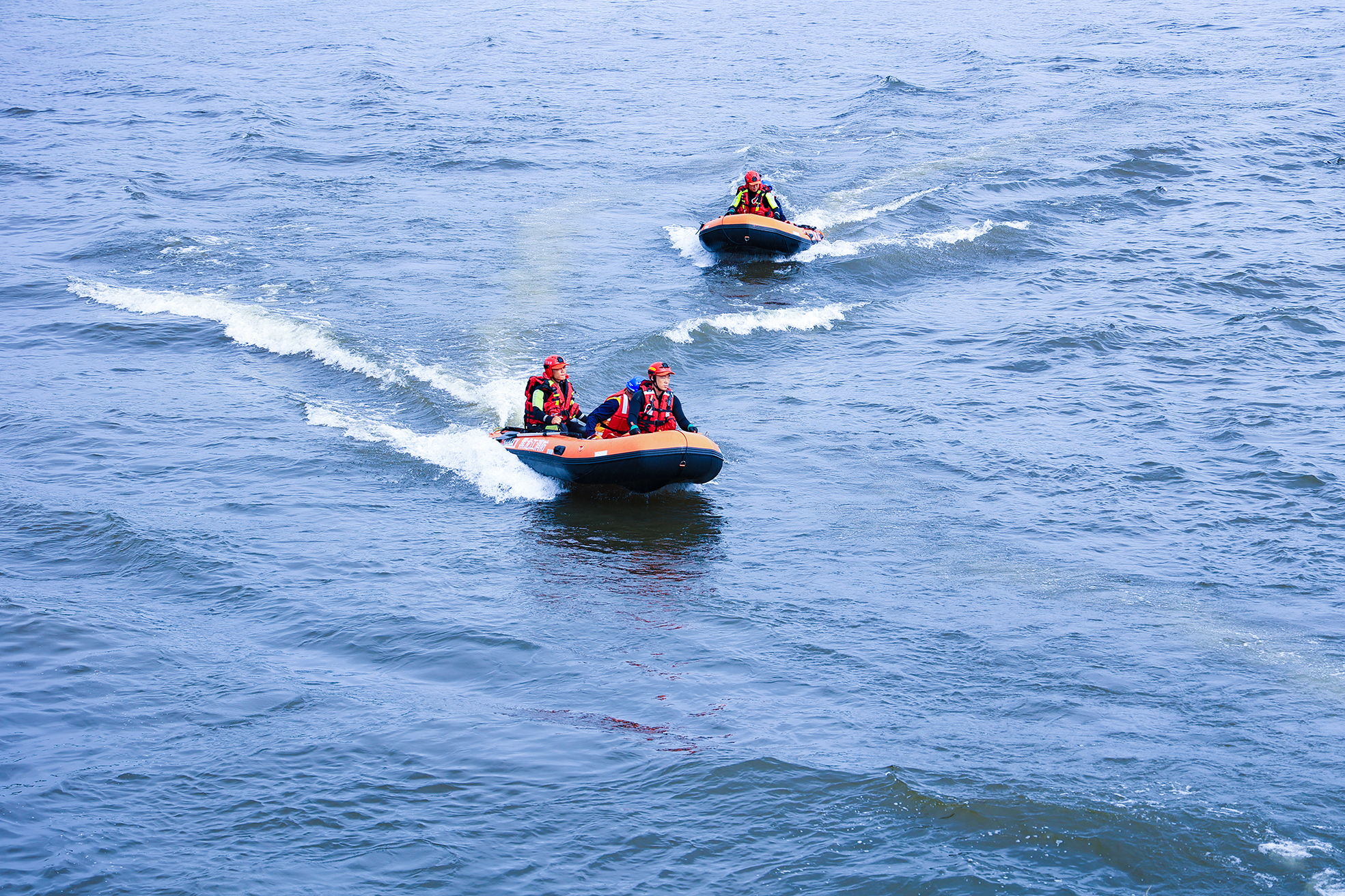 《水上救援 “兄弟连”》组图