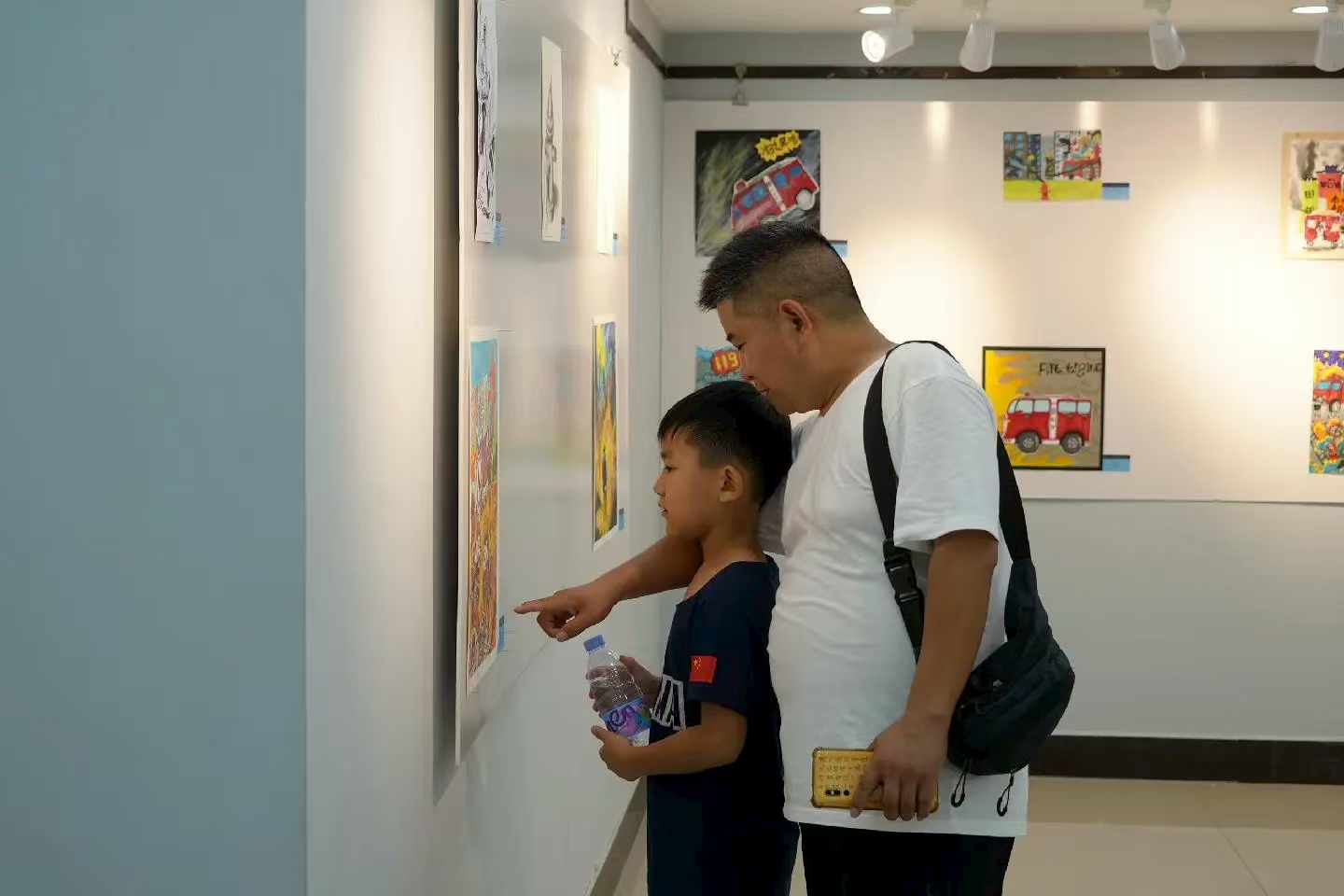 父与子的消防艺术之旅